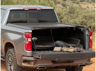 RealTruck Mountain Top EVOm manuális alu roló - fekete - Chevrolet Silverado/GMC Sierra 5,5ft 2019-