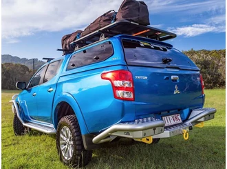 Aeroklas Stylish felépítmény - felnyitható oldalüveg - <span style="color:#FFA500;">alapozott</span> - Mitsubishi/Fiat D/C 2015-2023