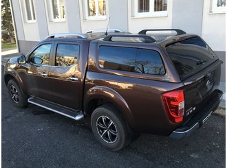 Aeroklas Stylish felépítmény - kipattintható oldalüveg - <span style="color:#FFA500;">alapozott</span> - Nissan/Renault D/C 2015-