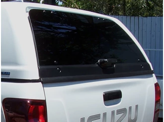 Aeroklas keménytető alkatrész - Hátsó üveg párátlanítóval, sötétített - Isuzu 2012-2015