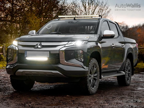 Lazer Lamps Hűtőmaszk LED lámpa szett, alsó - Elite - L200 2015-2023