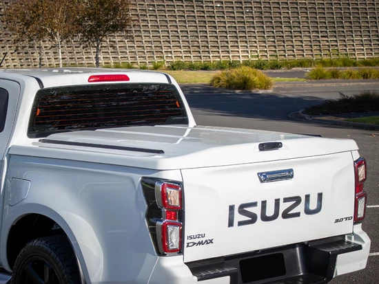 PRO-FORM Sportlid V platófedél - <span style="color:#FFA500;">alapozott</span> - Isuzu D/C 2020-