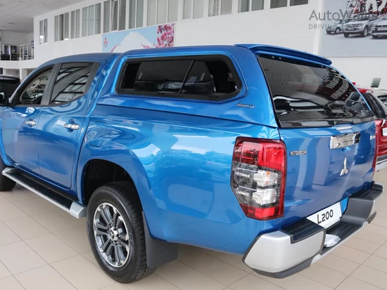 Aeroklas Stylish felépítmény - csúsztatható oldalüveg - <span style="color:#FFA500;">alapozott</span> - Mitsubishi/Fiat D/C 2015-2023