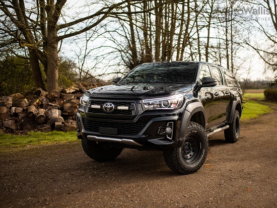 Lazer Lamps Hűtőmaszk LED lámpa szett - ST Evolution - Hilux Invincible 2019-2021